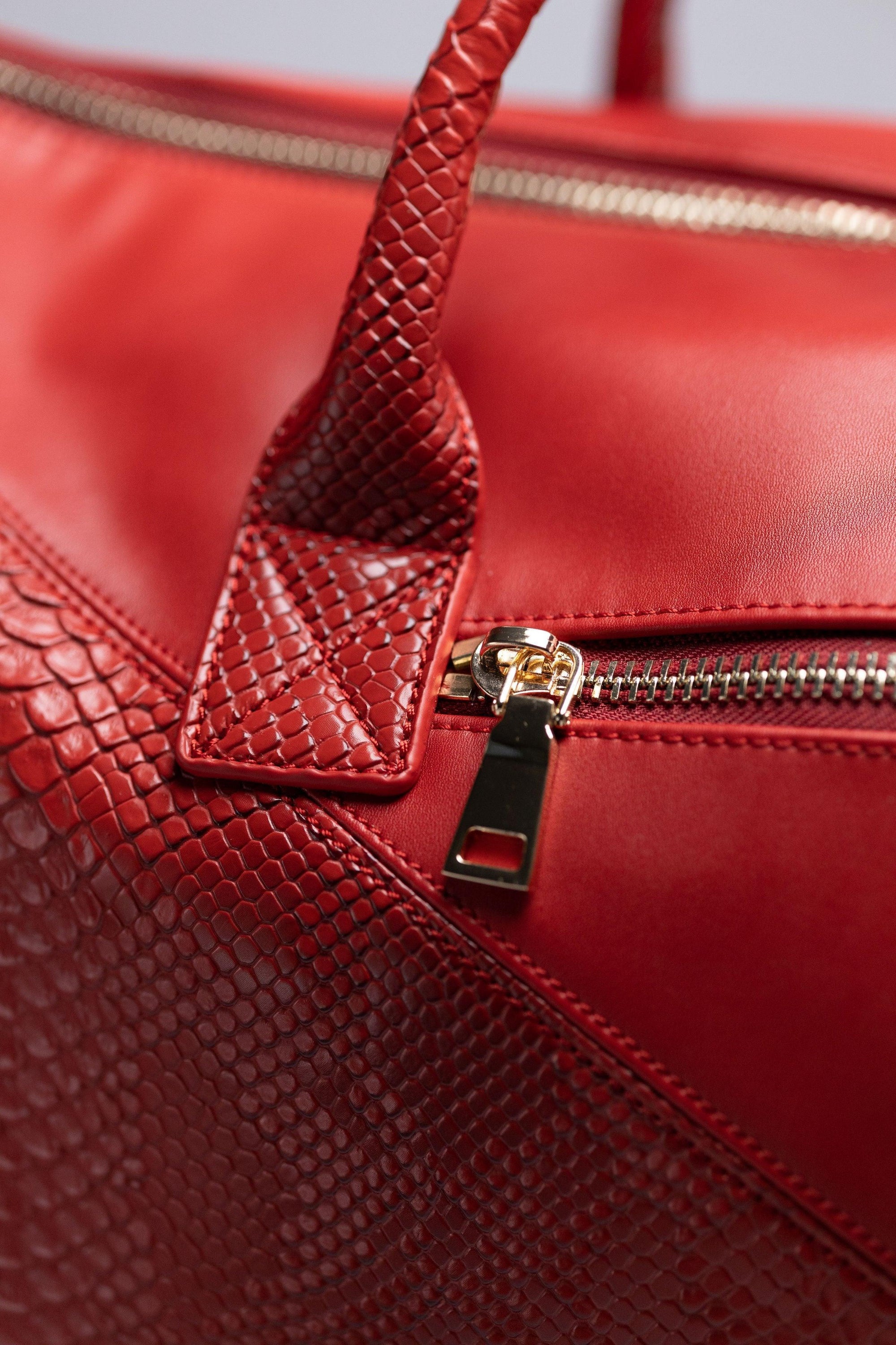 Draco Travel Bag - Scarlet - Sebastien DuPont