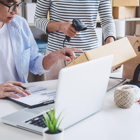 7 BENEFITS OF ONLINE SHOPPING